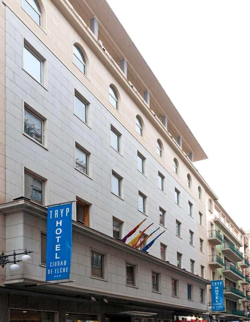 Hotel Elche Centro , Affiliated By Melia Bagian luar foto